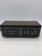 Vintage 1970s Flip Clock Radio Wood Grain AM FM Retro Alarm Clock ANTC TR-202 - Image 2