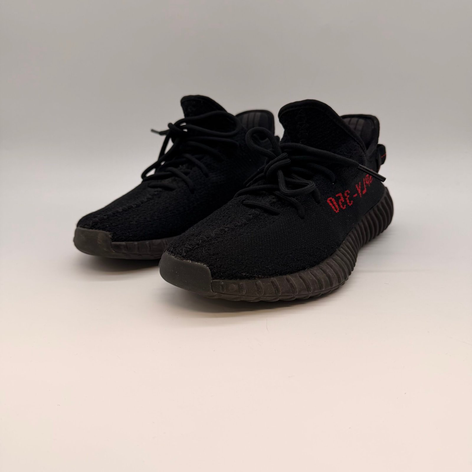 IMG_9334 Adidas Yeezy Boost 350 V2 Black Red SPLY-350 Size 9 CP9652 - Image 1