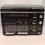 Vintage Sanyo GXT212 Stereo Music System Turntable Cassette AM/FM Tested
