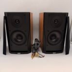 B&W DM302 Bookshelf Speakers Pair Made in England Tested Works w/ Cables