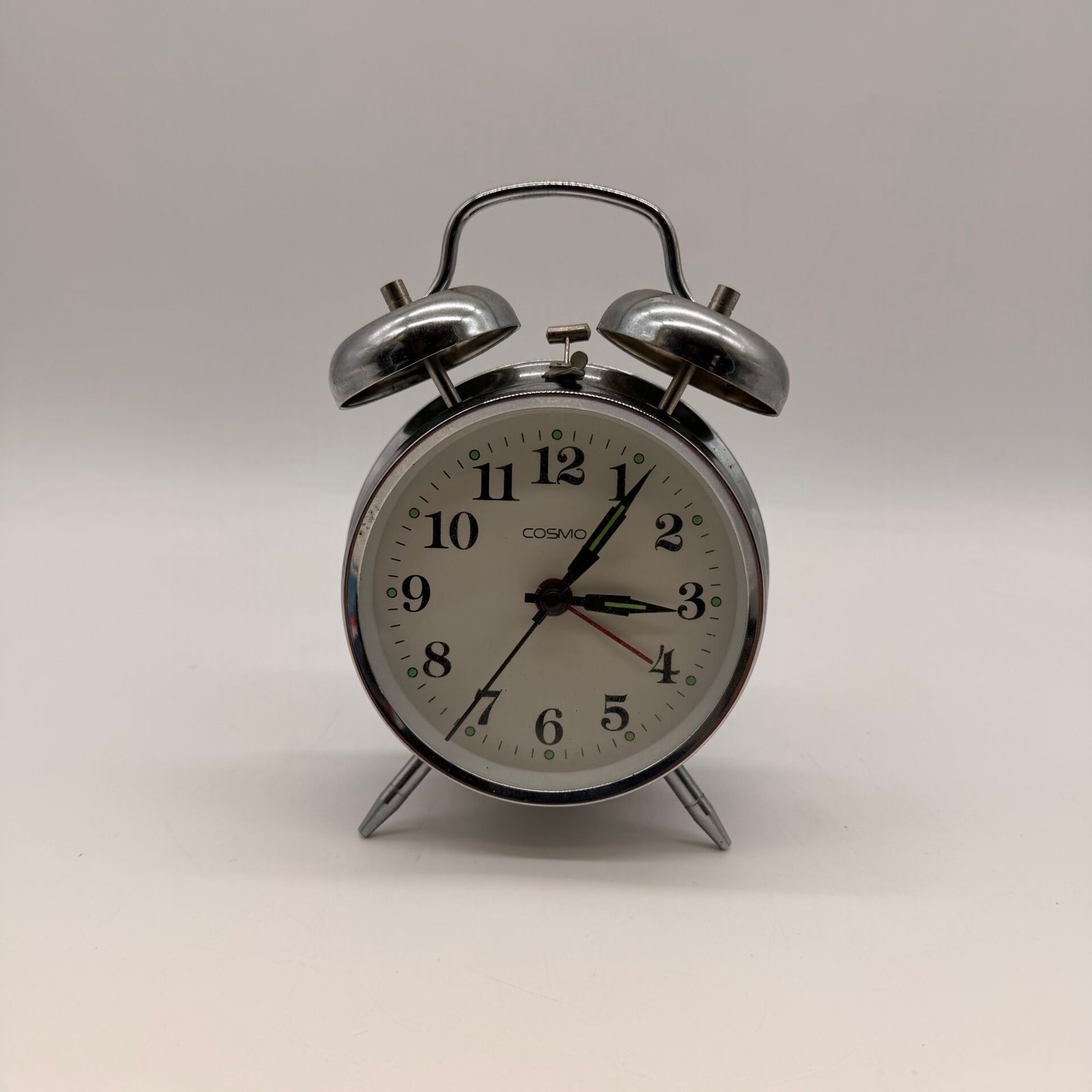 IMG_2464 Vintage COSMO Twin Bell Alarm Clock Silver Metal Wind Up Retro Desk Works - Image 1