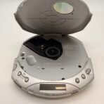 Sony Walkman D-E351 ESPMAX Portable CD Player CD-R/RW - Image 2
