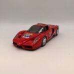Hot Wheels Ferrari Enzo 1:18 Red Diecast Model Car Opening Doors