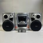 Panasonic SA-AK500 5 CD Changer Stereo System with Speakers and Remote