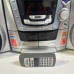 Panasonic SA-AK500 5 CD Changer Stereo System with Speakers and Remote - Image 3