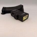 Vivitar 273 Auto Thyristor Vintage Camera Flash Hot Shoe Tested w/ Case - Image 8