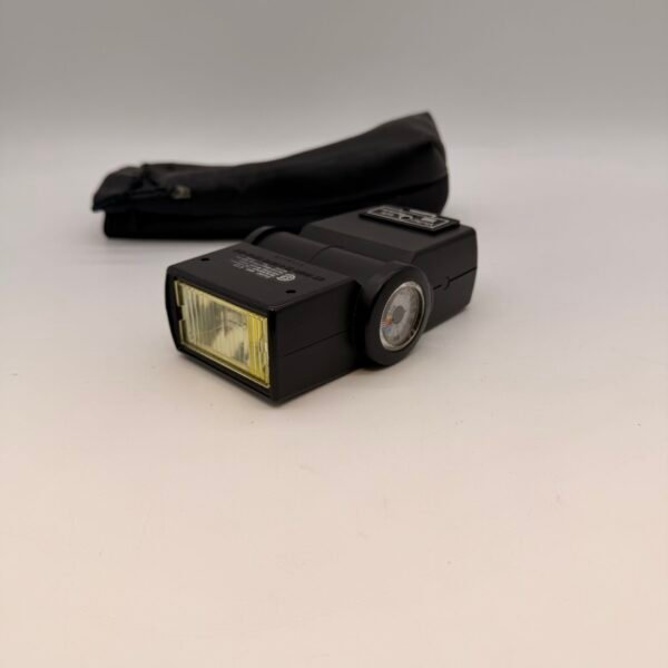 Vivitar 273 Auto Thyristor Vintage Camera Flash Hot Shoe Tested w/ Case