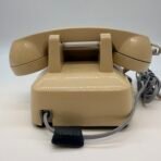 Vintage ITT Beige Push Button Desk Telephone Retro Landline Phone - Image 4