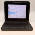 Apple iPad 2 64GB Wi-Fi A1395 9.3.5 With Bluetooth Keyboard Case