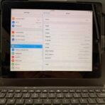 Apple iPad 2 64GB Wi-Fi A1395 9.3.5 With Bluetooth Keyboard Case - Image 2
