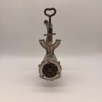 Vintage No 8 Meat Grinder Hand Crank Cast Iron Made In England Mincer - Image 3