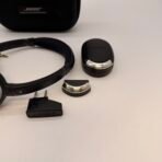Bose QuietComfort QC3 Acoustic Noise Cancelling Headphones w/ Case - Image 2