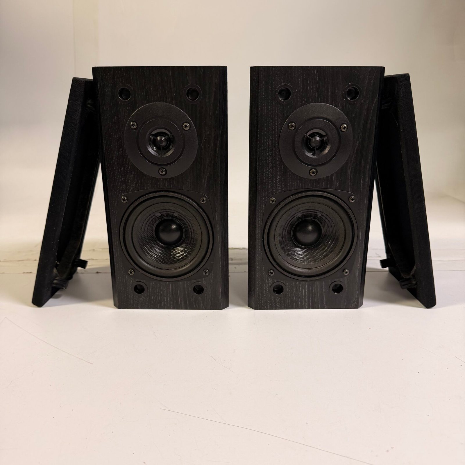 IMG_3448 Cerwin-Vega SA-140 Bookshelf Speakers Pair 8 Ohm Tested Made Canada - Image 1
