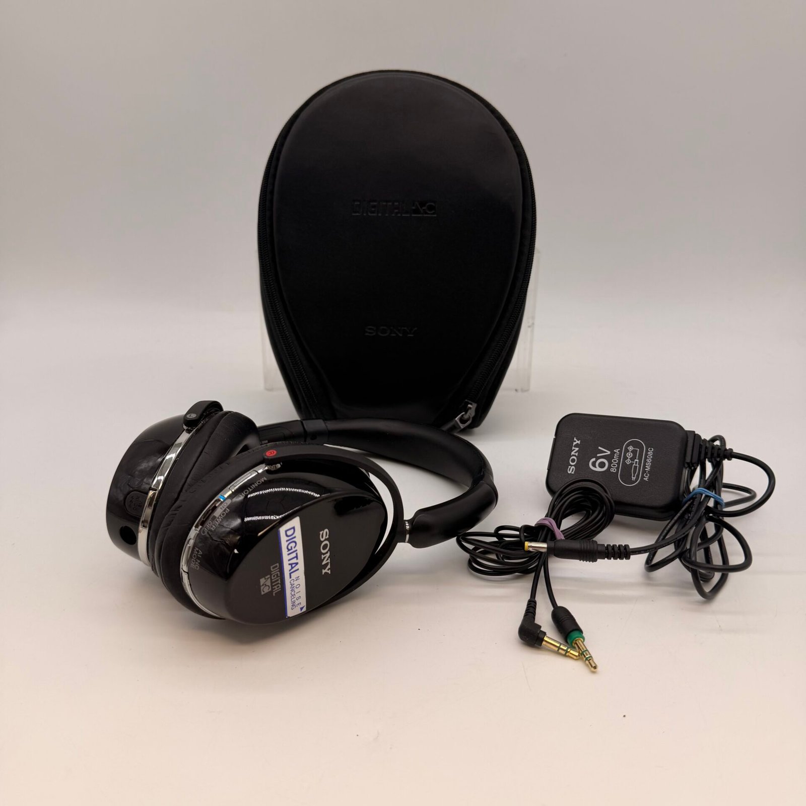 IMG_3471 Sony MDR-NC500D Digital Noise Cancelling Headphones w/ Case Works - Image 1
