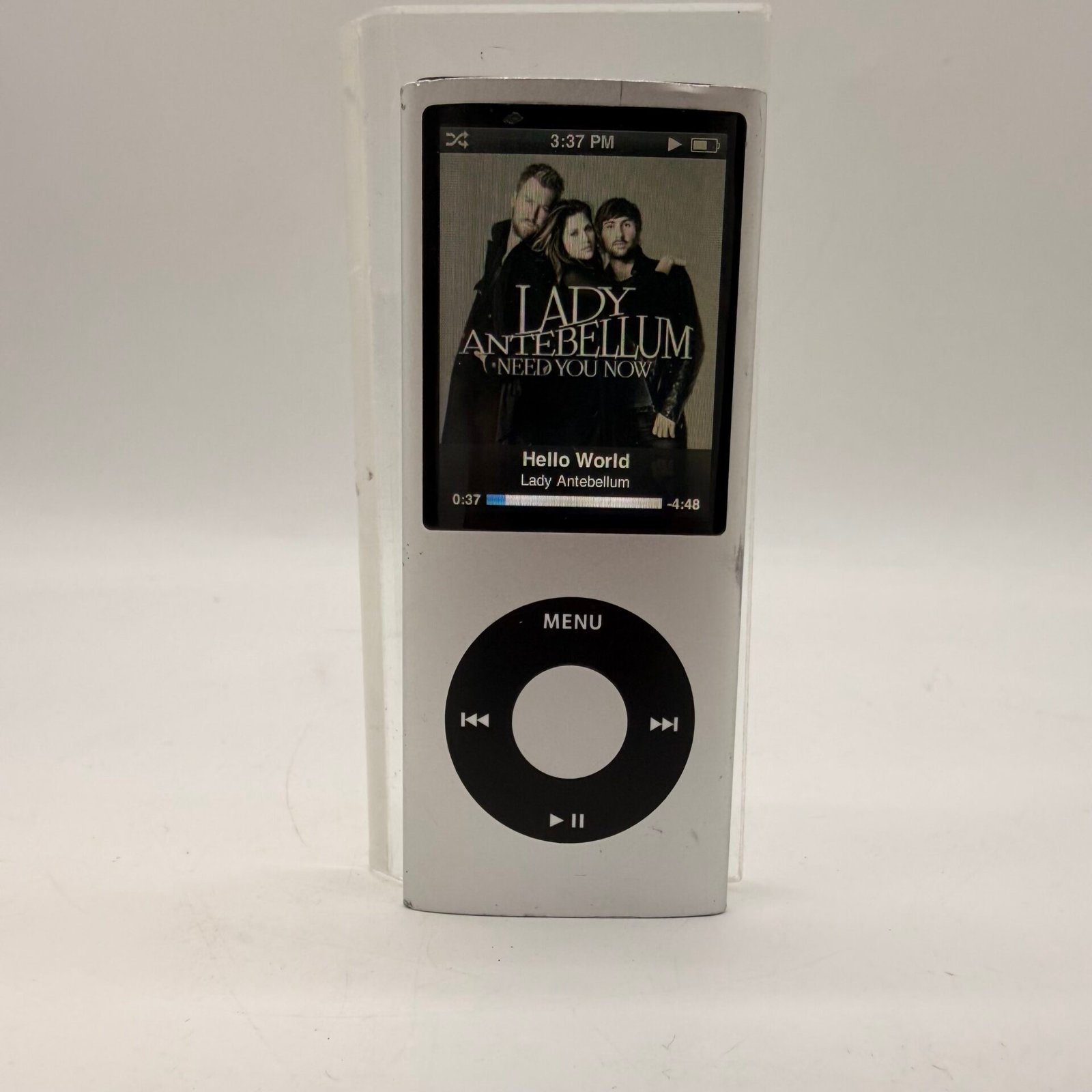 IMG_3478 Apple iPod Nano 4th Gen 8GB Silver MP3 MP4 Player Tested Working - Image 1