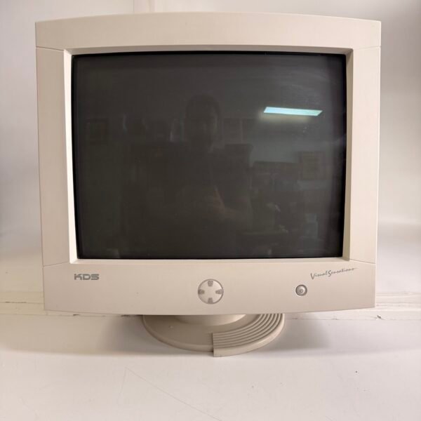 KDS VS-7i 17” CRT VGA Retro Gaming Monitor Works Great Beige 2000