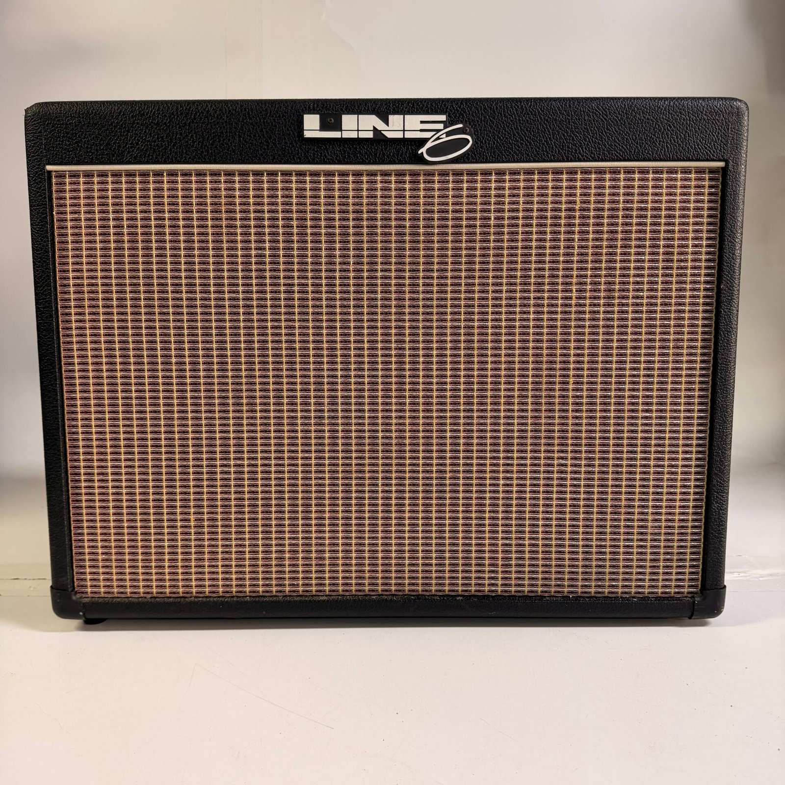 IMG_3941 Line 6 Flextone 60W Digital Modeling Guitar Amplifier Made in USA Tested - Image 1