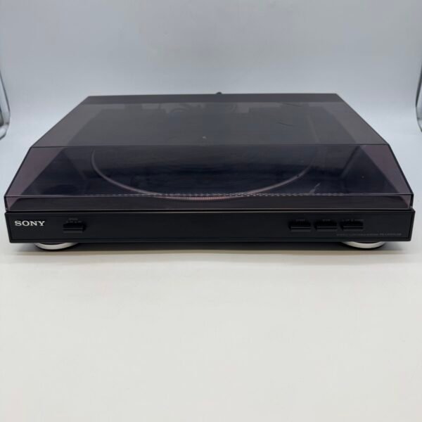 Sony PS-LX300USB Stereo Turntable System powers on