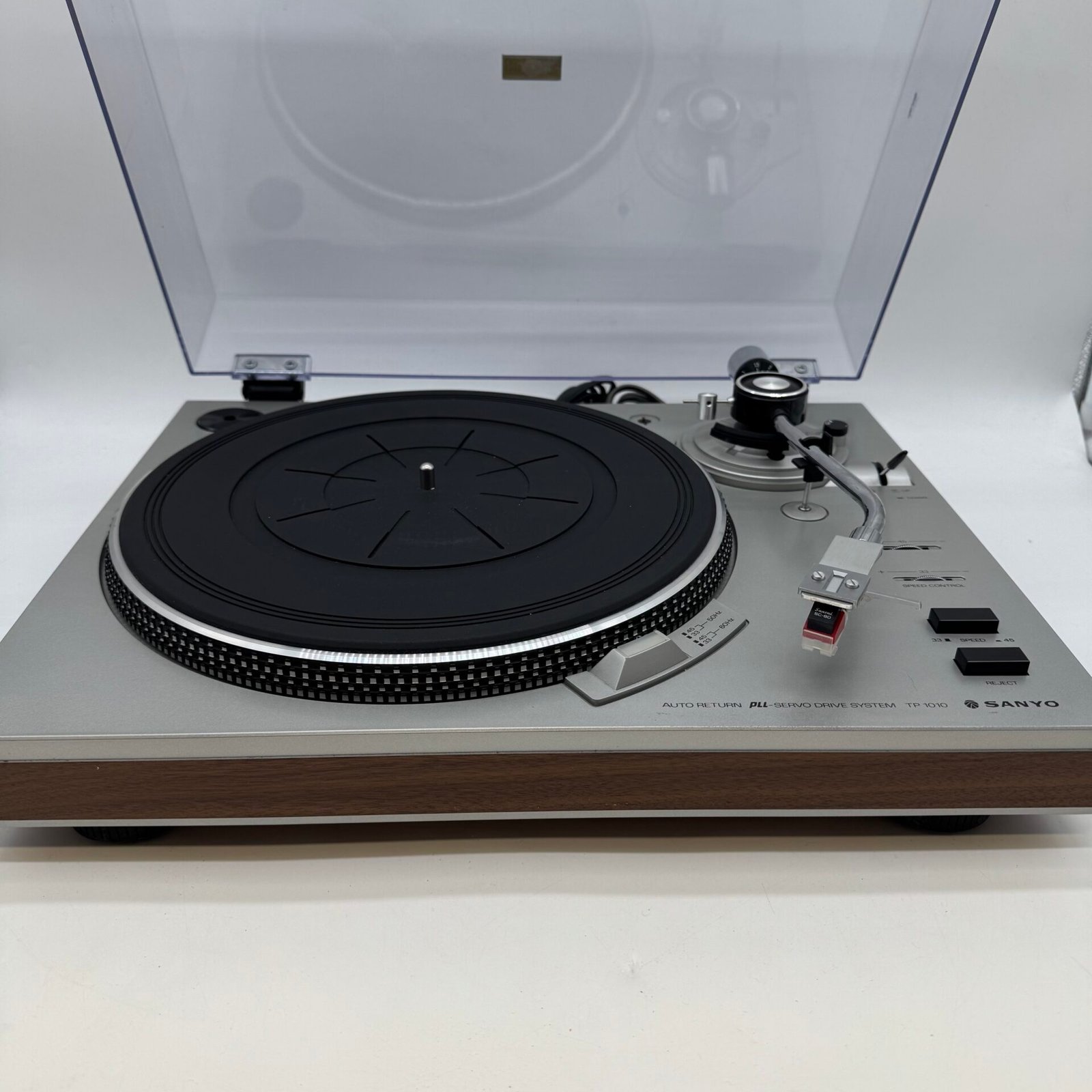 IMG_4602 Sanyo TP-1010 Semi Automatic W/ Auto Return Belt Drive Turntable PLL Servo Drive - Image 1