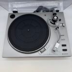 Sanyo TP-1010 Semi Automatic W/ Auto Return Belt Drive Turntable PLL Servo Drive - Image 3