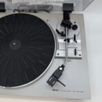 AKAI AP-B21 Belt Drive Turntable Record Player Auto Return For Parts Repair - Image 5