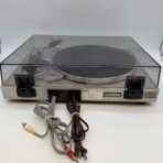 AKAI AP-B21 Belt Drive Turntable Record Player Auto Return For Parts Repair - Image 8