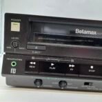 Sony Betamax SL-HF500 Beta Hi-Fi Stereo Video Cassette Recorder Japan W/Remote - Image 2