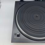 Hitachi HT-320 Belt Drive Turntable Tested Working Made In  Japan - Image 3
