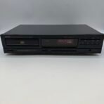 Vintage Denon DCD-570 Compact Disc Player No Remote Fully Functional , Japan