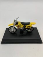 Vintage Suzuki DR-Z400 & RM125 Dirt Bike Model Motorcycle Collectible Set - Image 5