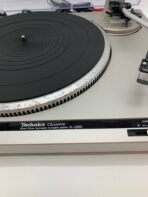 Vintage Technics SL-Q202 Quartz Direct Drive Turntable Record Player Japan - Image 6