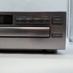 Vintage JVC XL-F76TN 5-Disc CD Carousel Compact Disc Player For Parts Only - Image 4