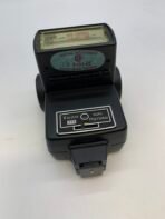 Vivitar 273 Auto Thyristor Camera Flash | Retro Film Photography Flash Unit - Image 2