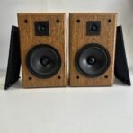 KLH AV3001 Bookshelf Speakers Pair USA Made 1990s Stereo Speakers