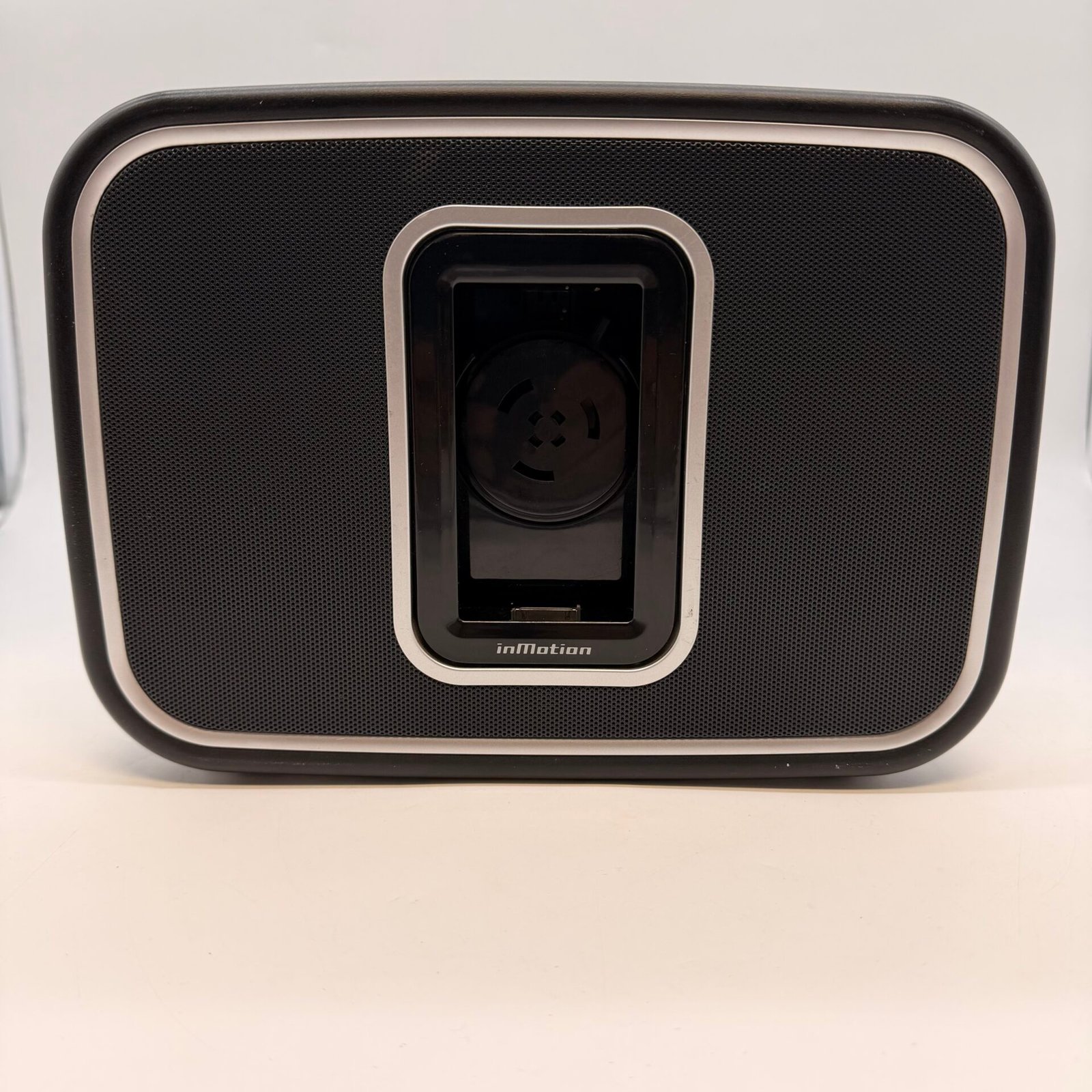 IMG_4781 Altec Lansing inMotion iM9 Portable iPod Speaker Dock AUX Tested Working - Image 1