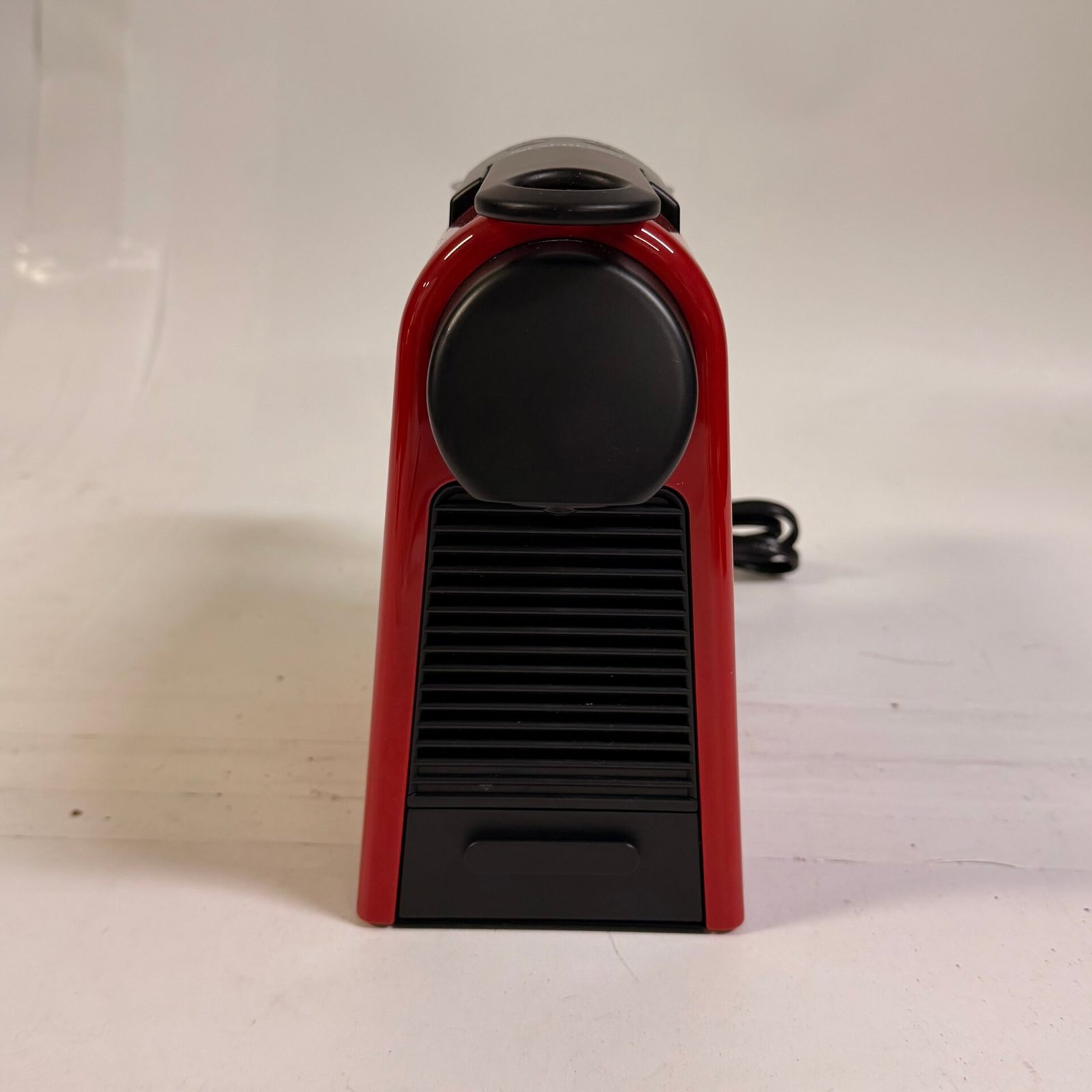 IMG_4873 Nespresso Essenza Mini EN85RAE Espresso Coffee Machine Red DeLonghi - Image 1
