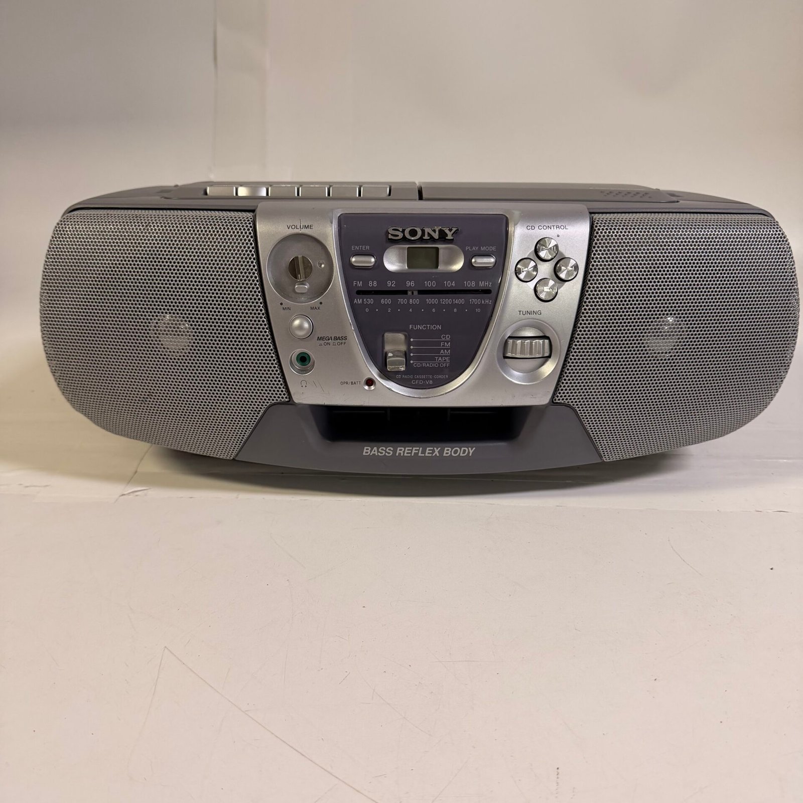 IMG_4918 Sony CFD-V8 CD Player Works/ Cassette Not Working Boombox - Image 1