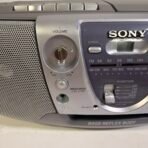 Sony CFD-V8 CD Player Works/ Cassette Not Working Boombox - Image 2