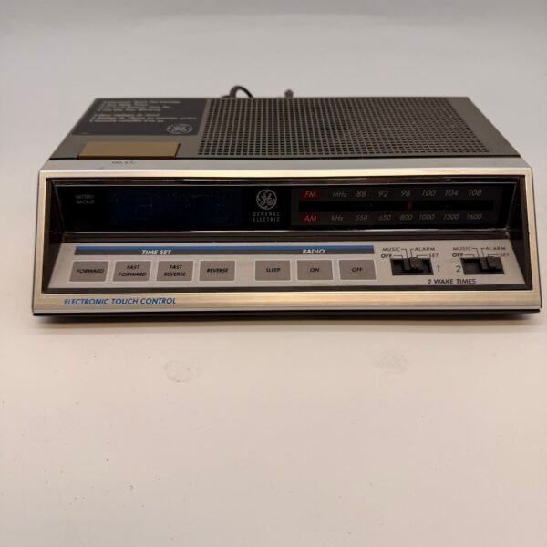 Vintage GE 7-4663A Electronic Touch Control AM/FM Clock Radio Dual Alarm