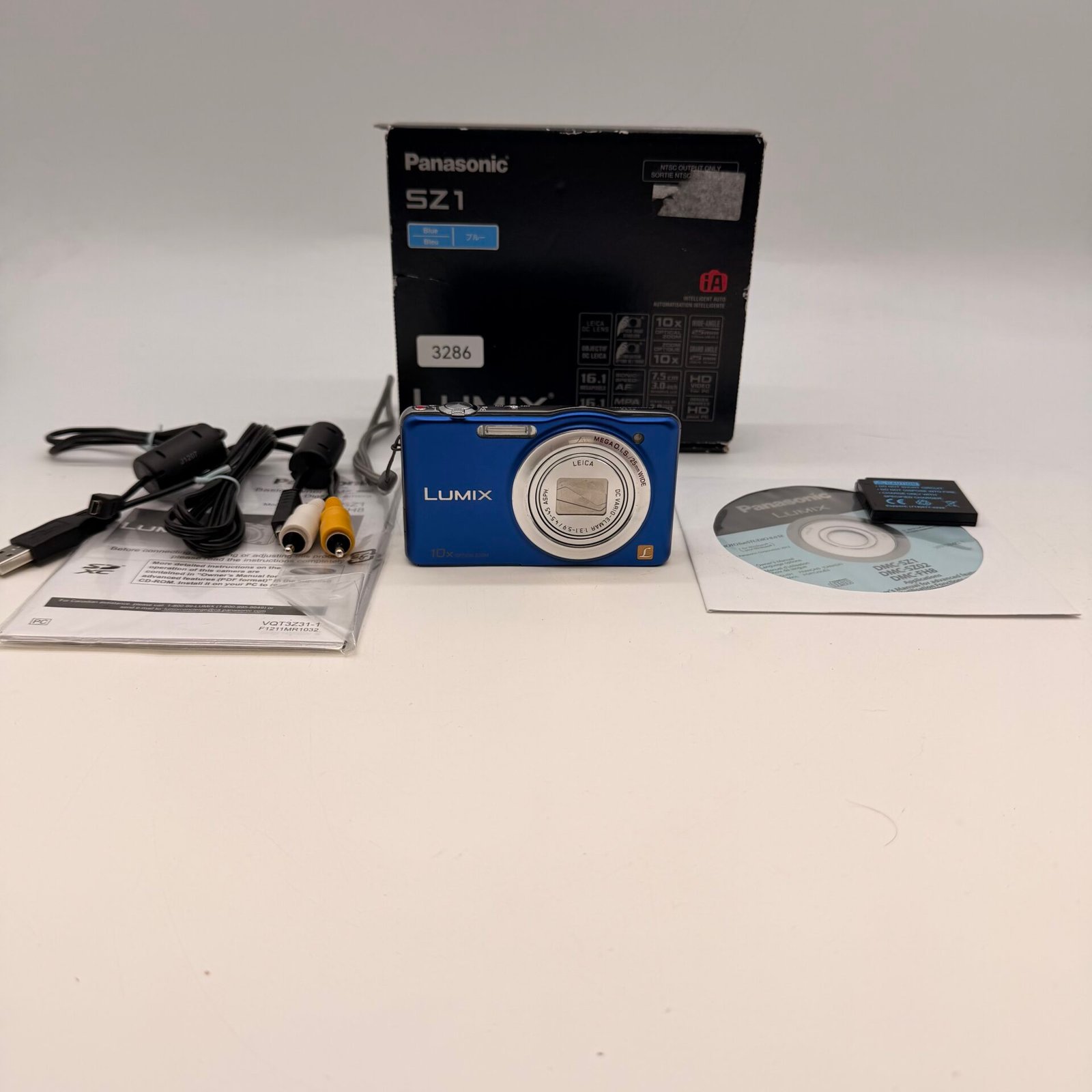 IMG_5345 Panasonic Lumix DMC-SZ1 16.1MP Blue Digital Camera Box Battery Tested - Image 1