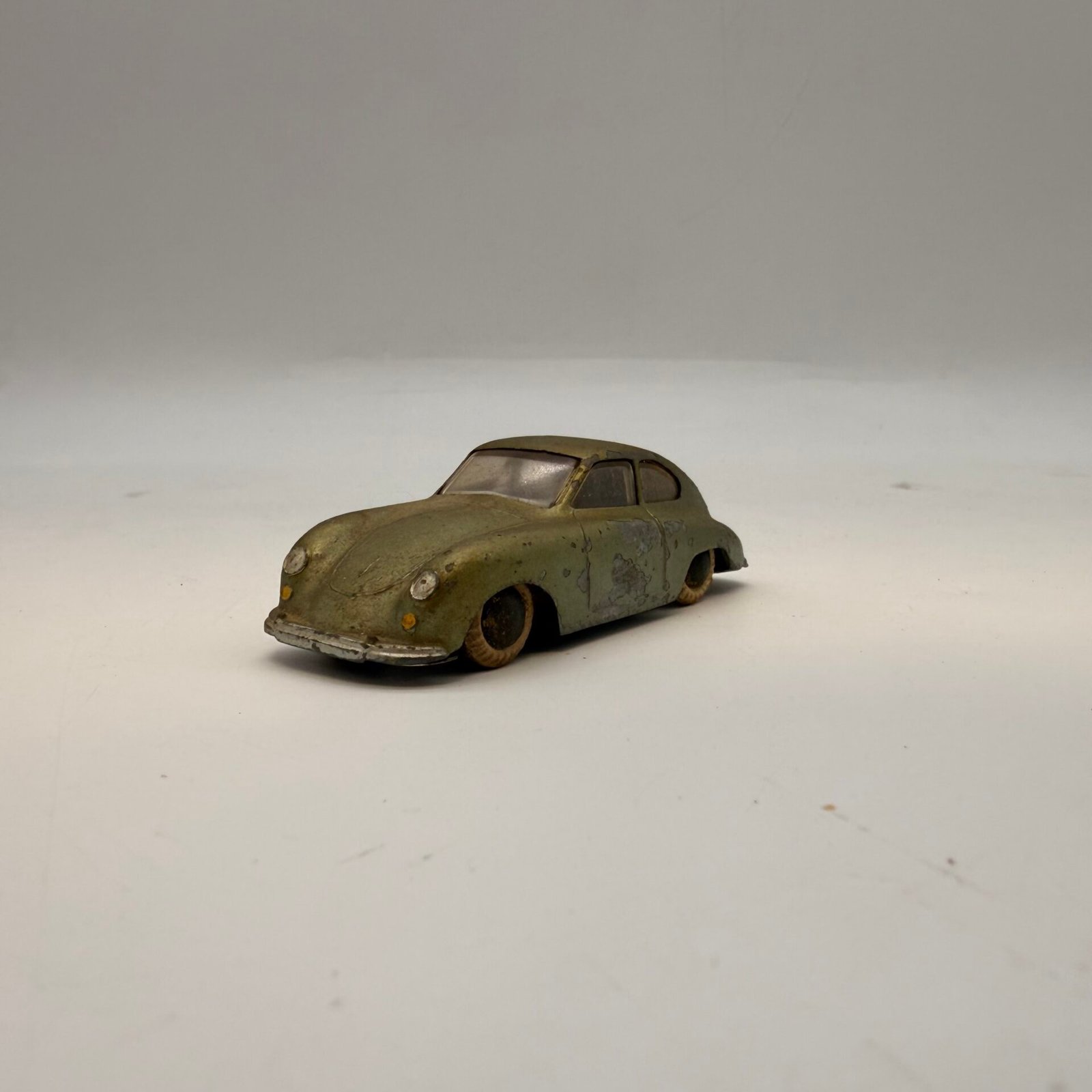 IMG_5572 Vintage Tekno 803 Porsche 356 Diecast Car Denmark 1:43 Rare 1950s Toy - Image 1