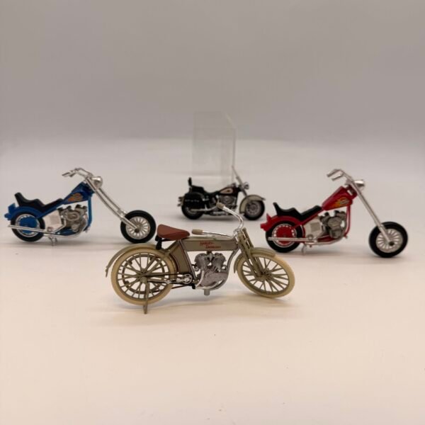 Lot 4 Vintage Harley-Davidson Diecast Motorcycles Chopper Touring Bike