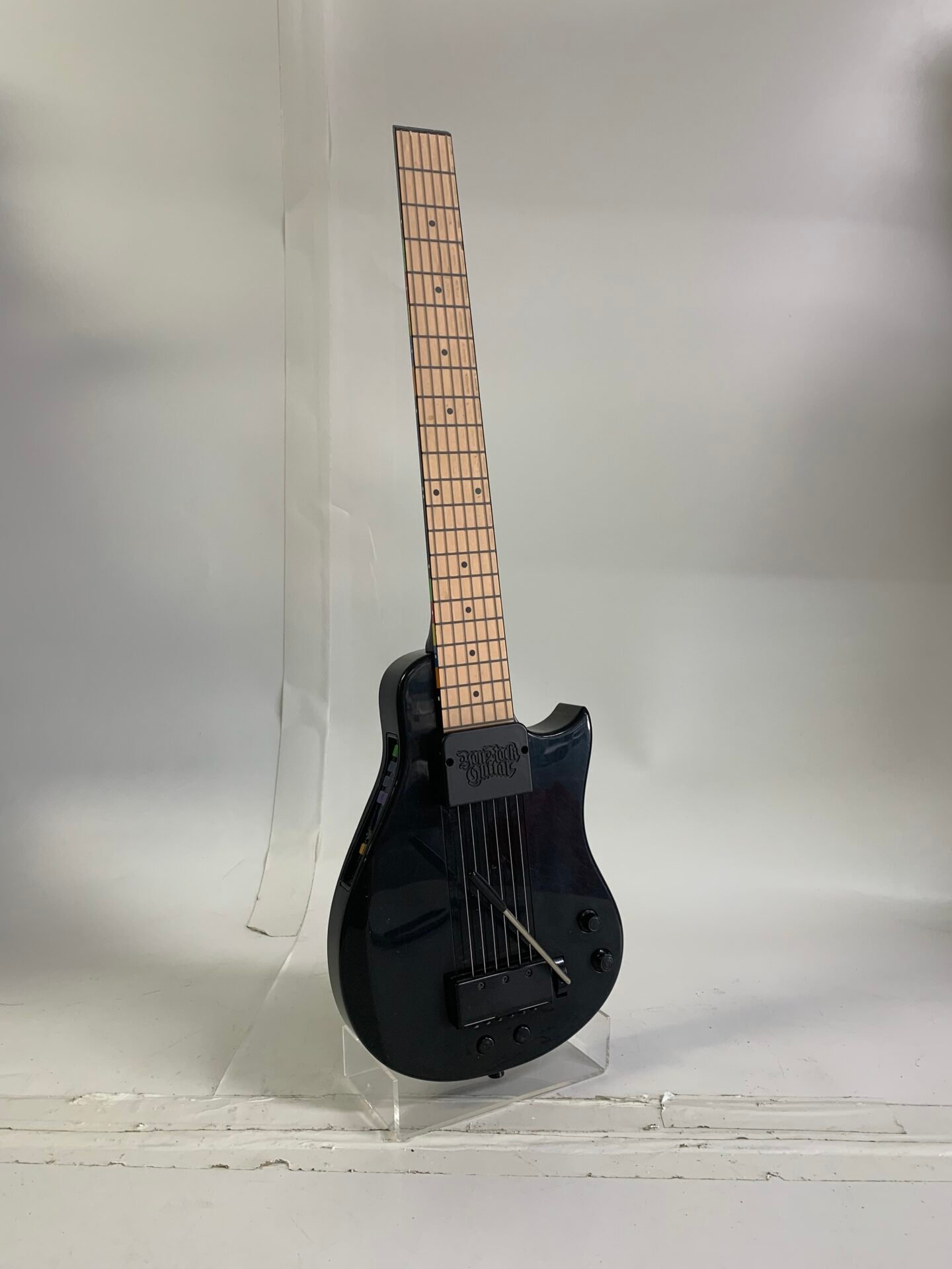 IMG_5737 You Rock Guitar YRG1000 MIDI Digital Guitar Controller Black - Image 1