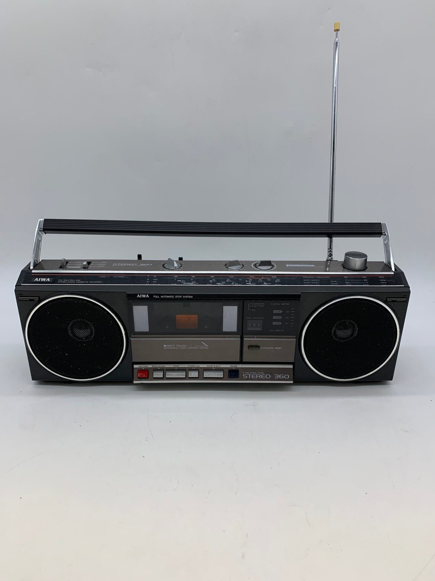 IMG_5793 AIWA CS-360BH Stereo 360 Boombox Made In Japan Radio Cassette Recorder/ Tape Player Not Working - Image 1