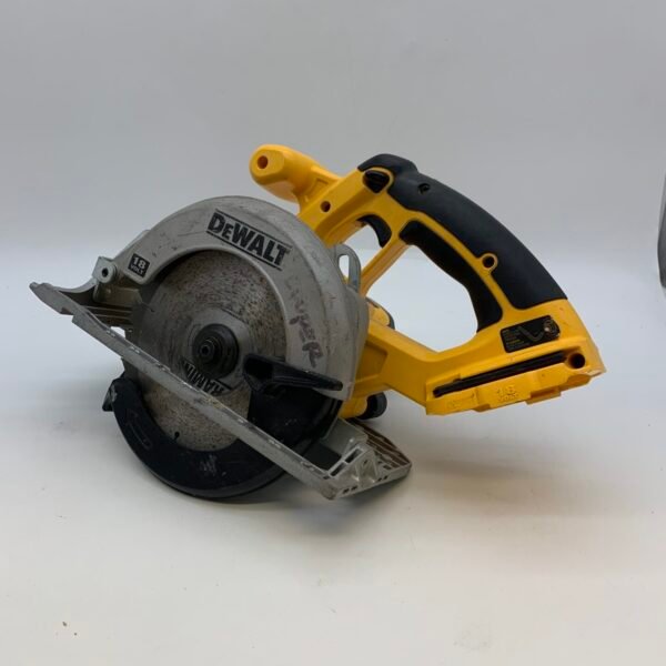 DeWalt DC390 18V Cordless Circular Saw Tool Only Working