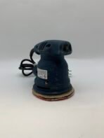 Ryobi RS2418 Corded Palm Finishing Sander Working - Image 4
