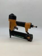 Bostitch SB-2IN1 Pneumatic Brad Nailer Stapler Air Tool Working