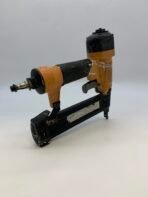 Bostitch SB-2IN1 Pneumatic Brad Nailer Stapler Air Tool Working - Image 3