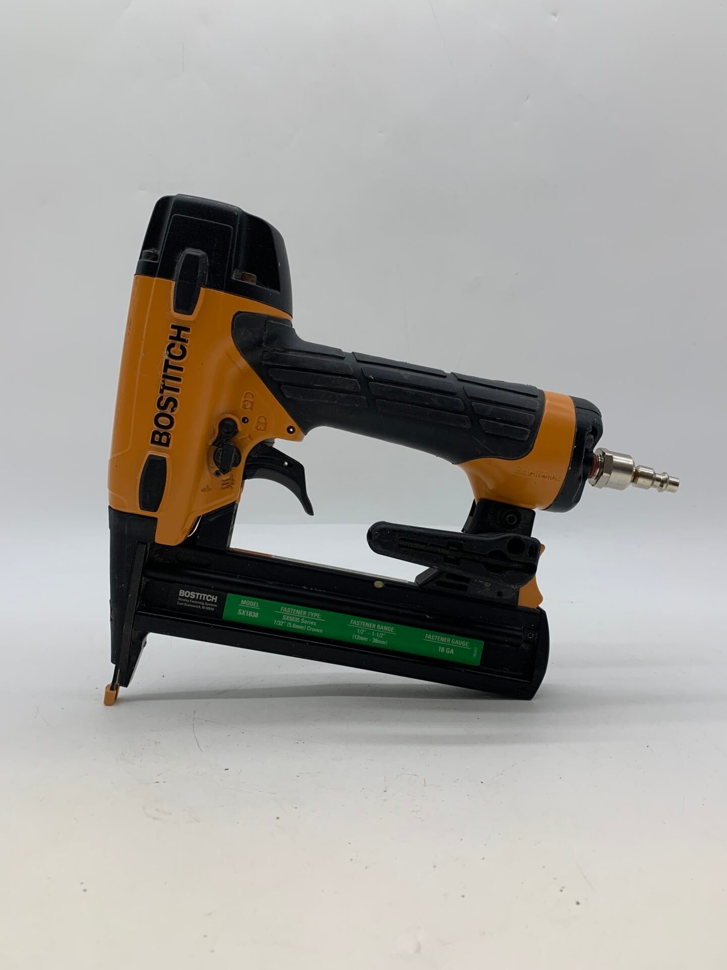 IMG_6269 Bostitch SX1838 18 Gauge Pneumatic Narrow Crown Stapler Tested Working - Image 1
