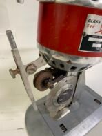 Eastman Cardinal Class 548 Industrial Fabric Cutting Machine Working - Image 7